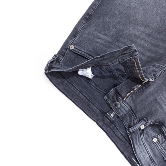 True Religion NWT Distressed Vintage Wash Geno Relaxed Slim Jeans 32 - Picture 6 of 11